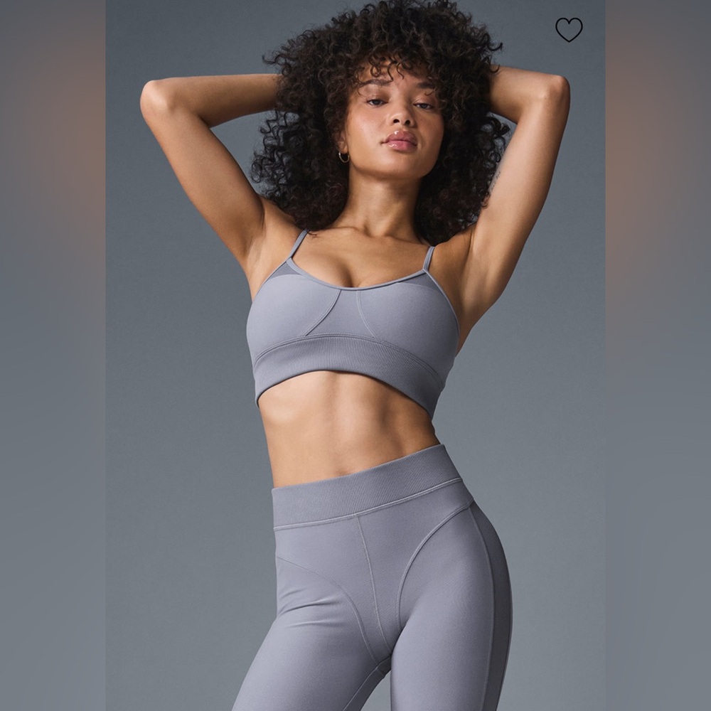 ALO Yoga Head Start Bra - Fog (M)